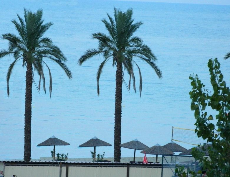 Sun Beach Hotel Платамонас Экстерьер фото
